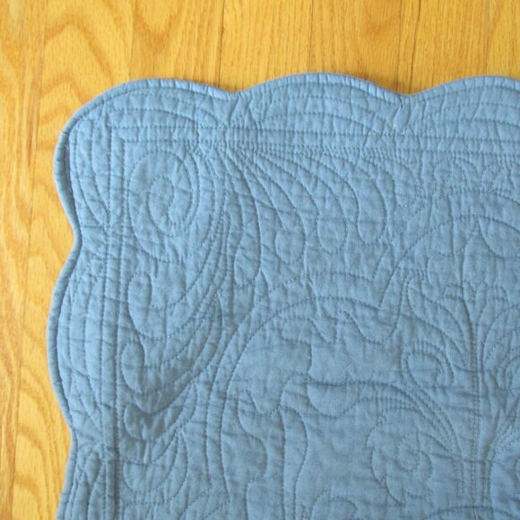 SUNBURST INTERNATIONAL BLUE SCALLOPPED QUILTED PILLOW CASE SHAM SET of 2 BED COT - Picture 2 of 8